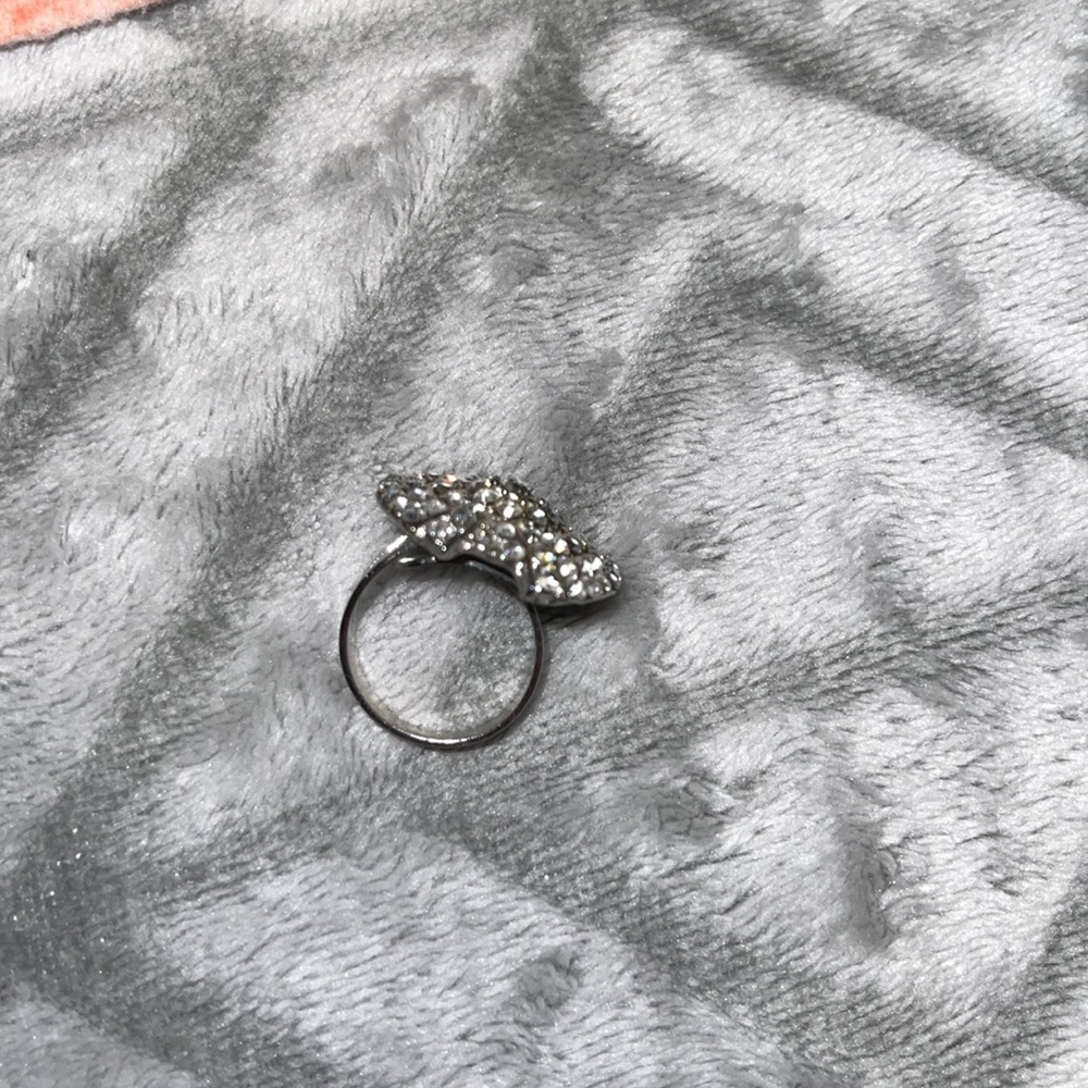 Silver ring - Picture 2 of 3
